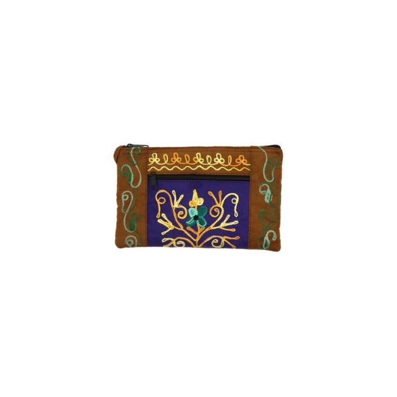 Pochette tout usage brodée et colorée Pochette tout usage brodée et colorée