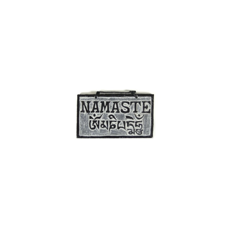 Pierre mani Namaste et Mantra Pierre mani Namaste et Mantra
