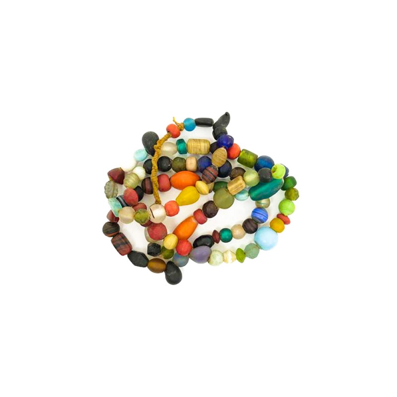 collier en perles de verre colorées nagaland toit du monde collier en perles de verre colorées nagaland toit du monde