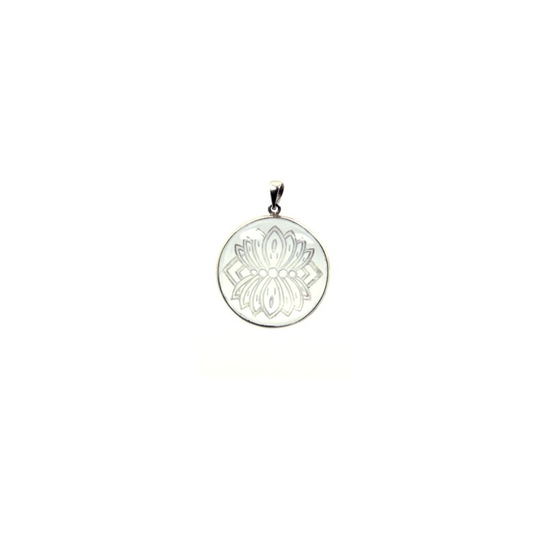 pendentif fleur de lotus épanoui cristal roche himalaya pendentif fleur de lotus épanoui cristal roche himalaya