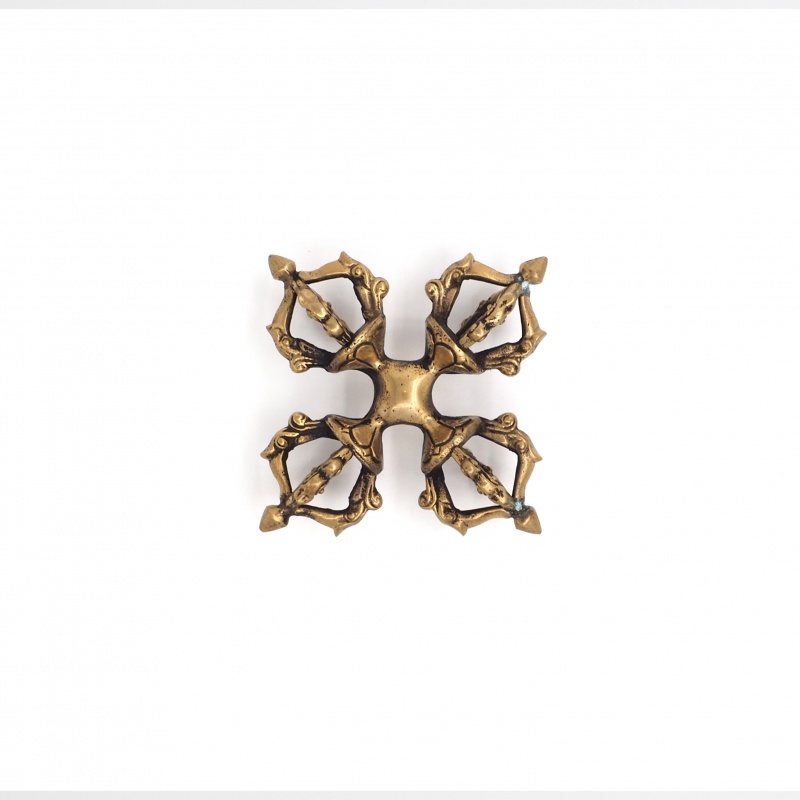 double vajra ou vajra croisé en laiton double vajra ou vajra croisé en laiton