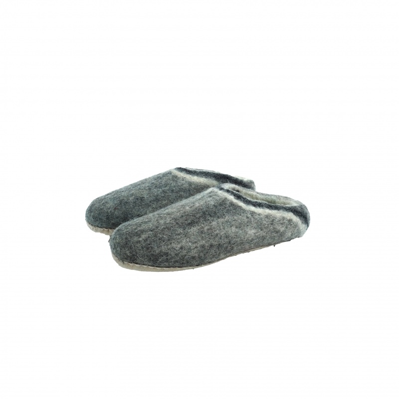 Chaussons pantoufles en laine 41 Chaussons pantoufles en laine 41