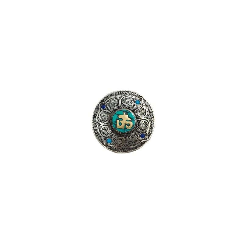 Petite Boîte à bijoux en métal ciselé om Petite Boîte à bijoux en métal ciselé om