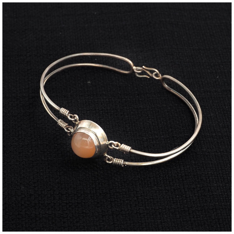 Bracelet argent et pierre de lune Bracelet argent et pierre de lune