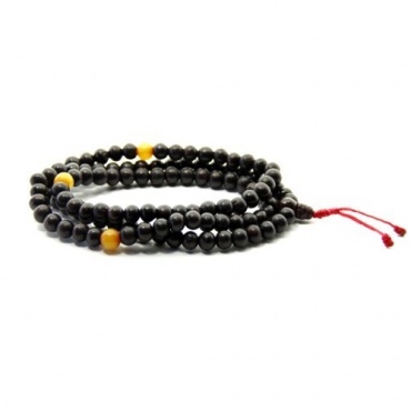 Mala en bois et ambre